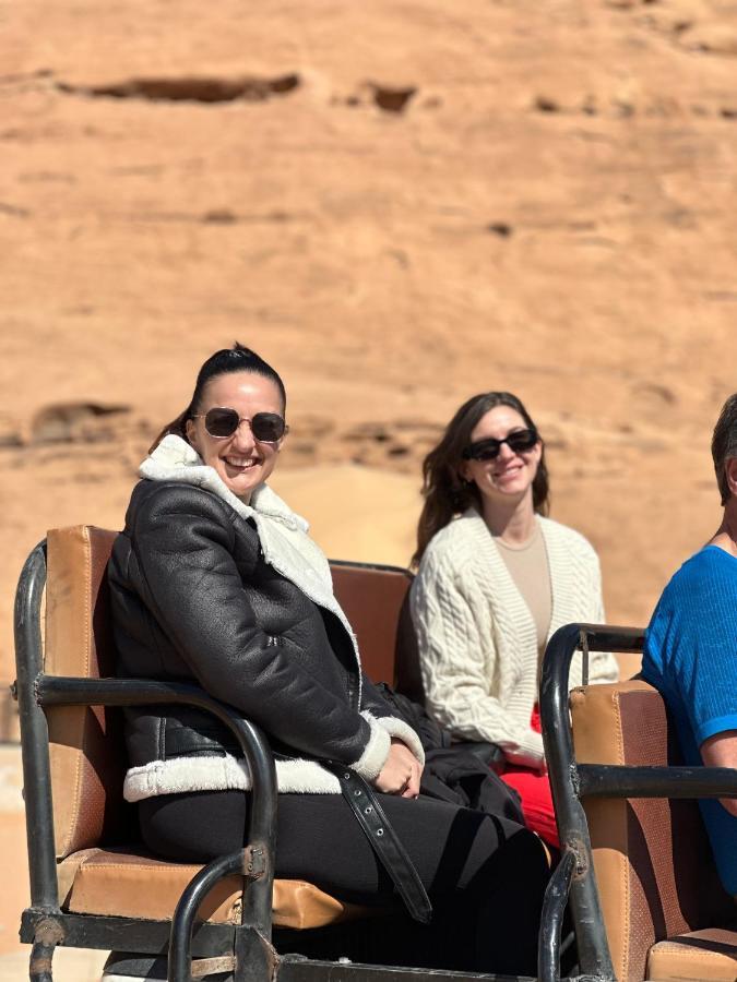 Tower Rum Camb Wadi Rum Esterno foto