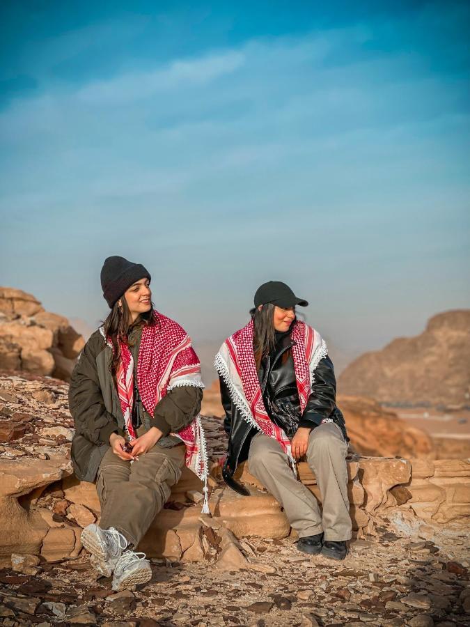 Tower Rum Camb Wadi Rum Esterno foto