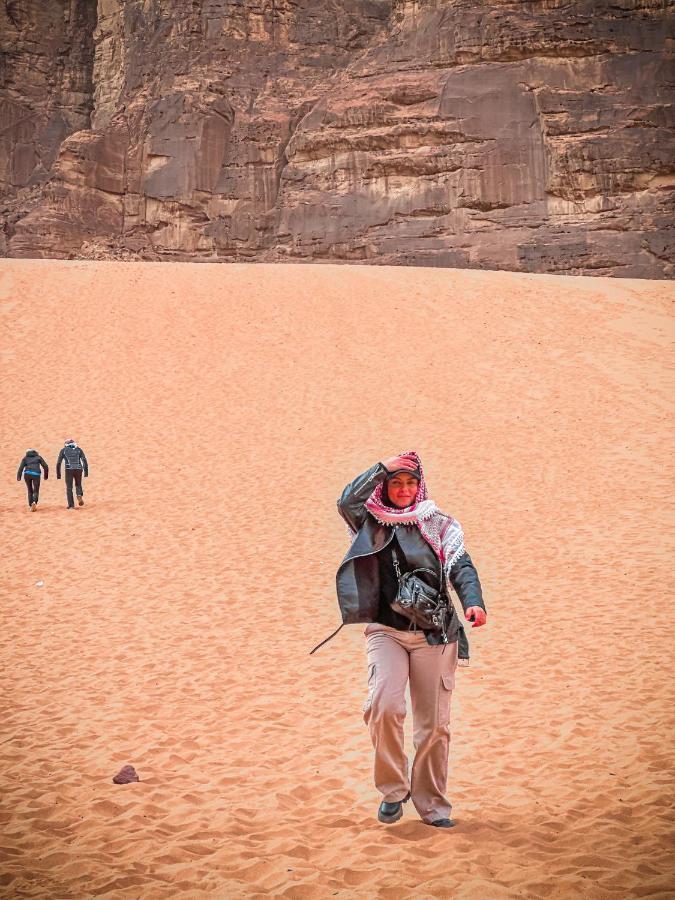Tower Rum Camb Wadi Rum Esterno foto
